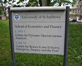 Hinweistafel zur St. Andrews Universität