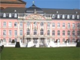 Kurfürstlliches Palais  am Palastgarten in Trier 